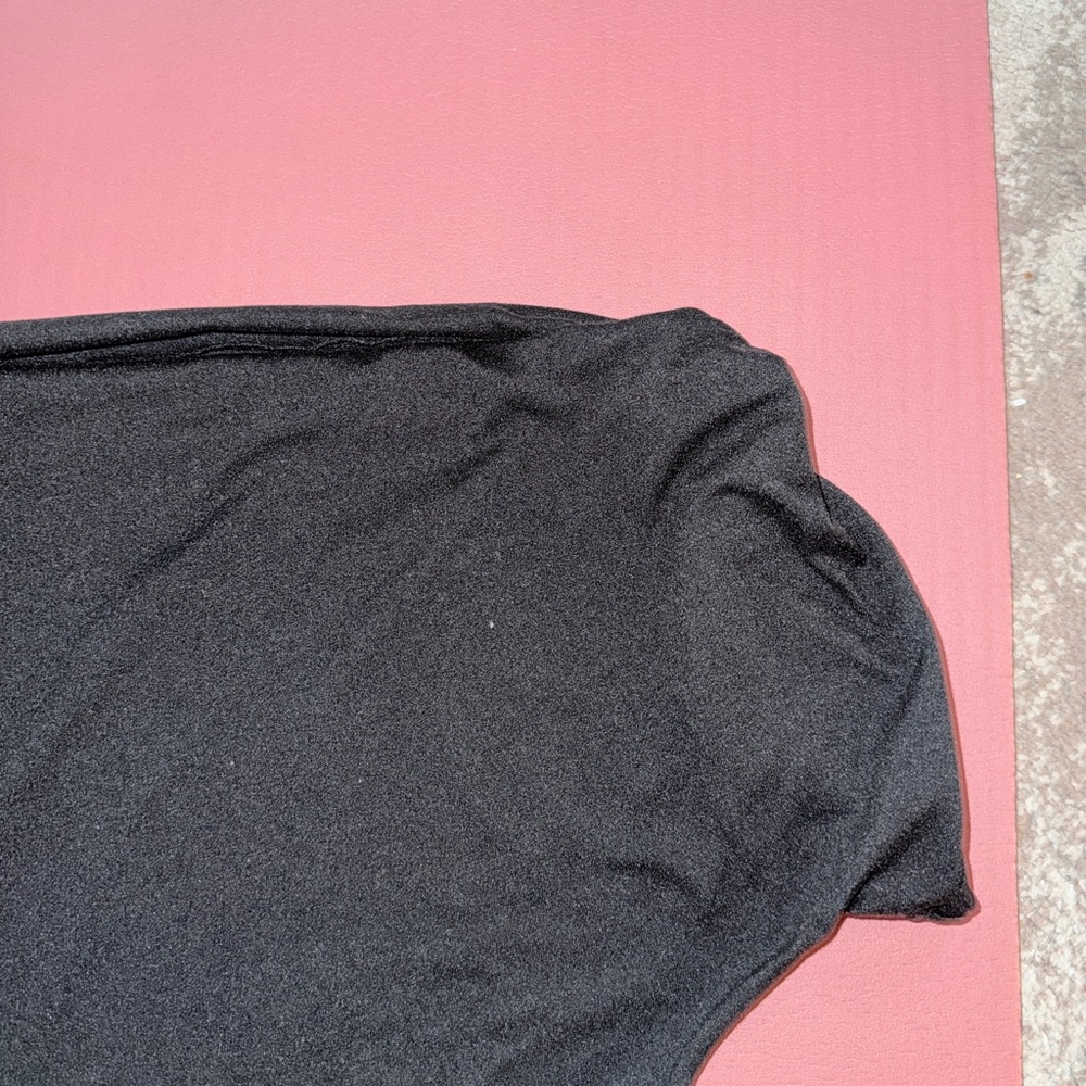 Black Off-Shoulder Top - Picture 4 of 6
